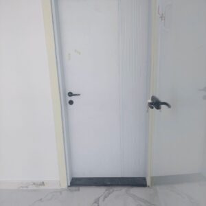 درب آپارتمانی